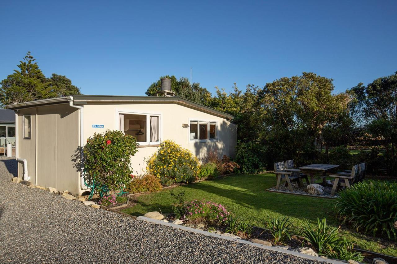 Punakaiki Beachfront Motels Exterior photo