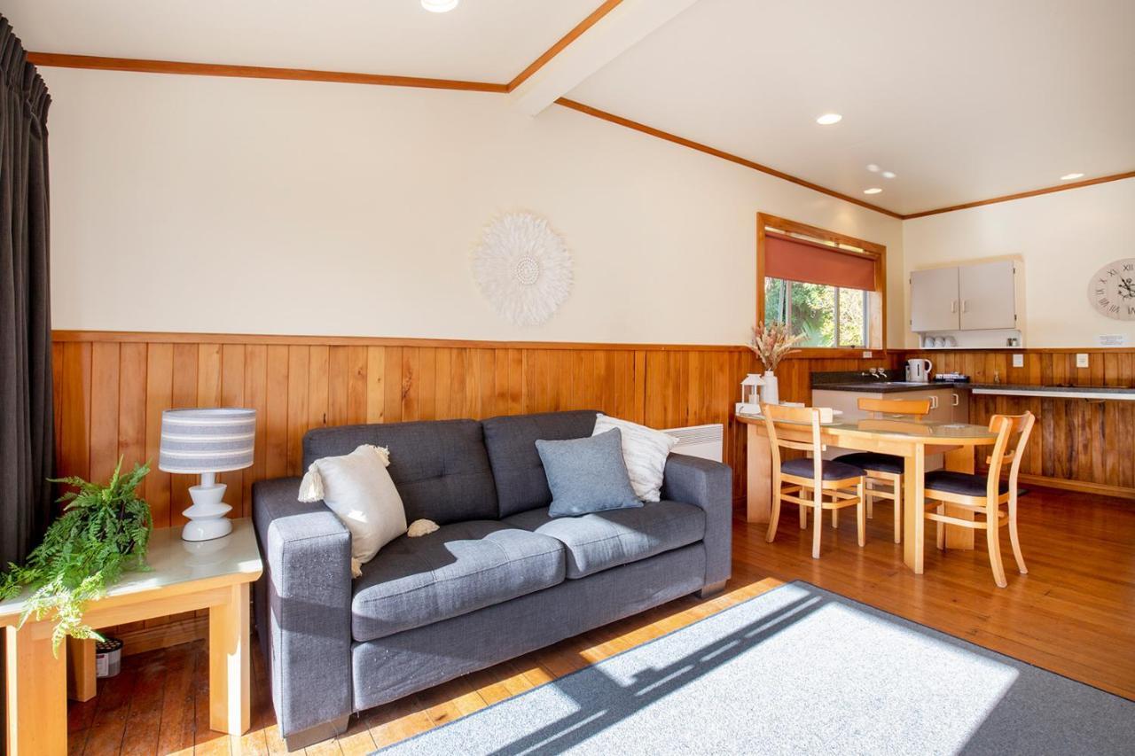 Punakaiki Beachfront Motels Exterior photo
