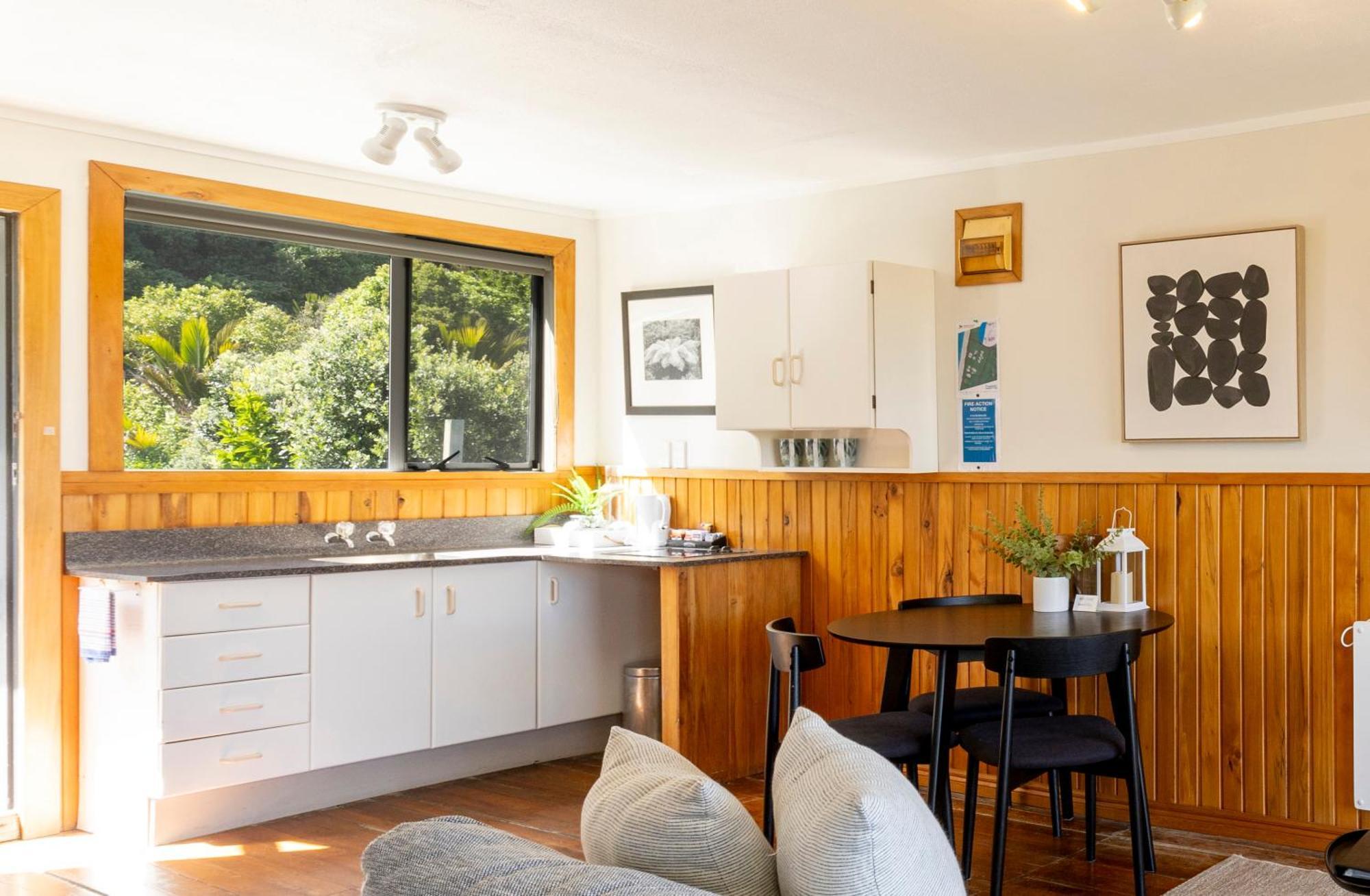 Punakaiki Beachfront Motels Exterior photo