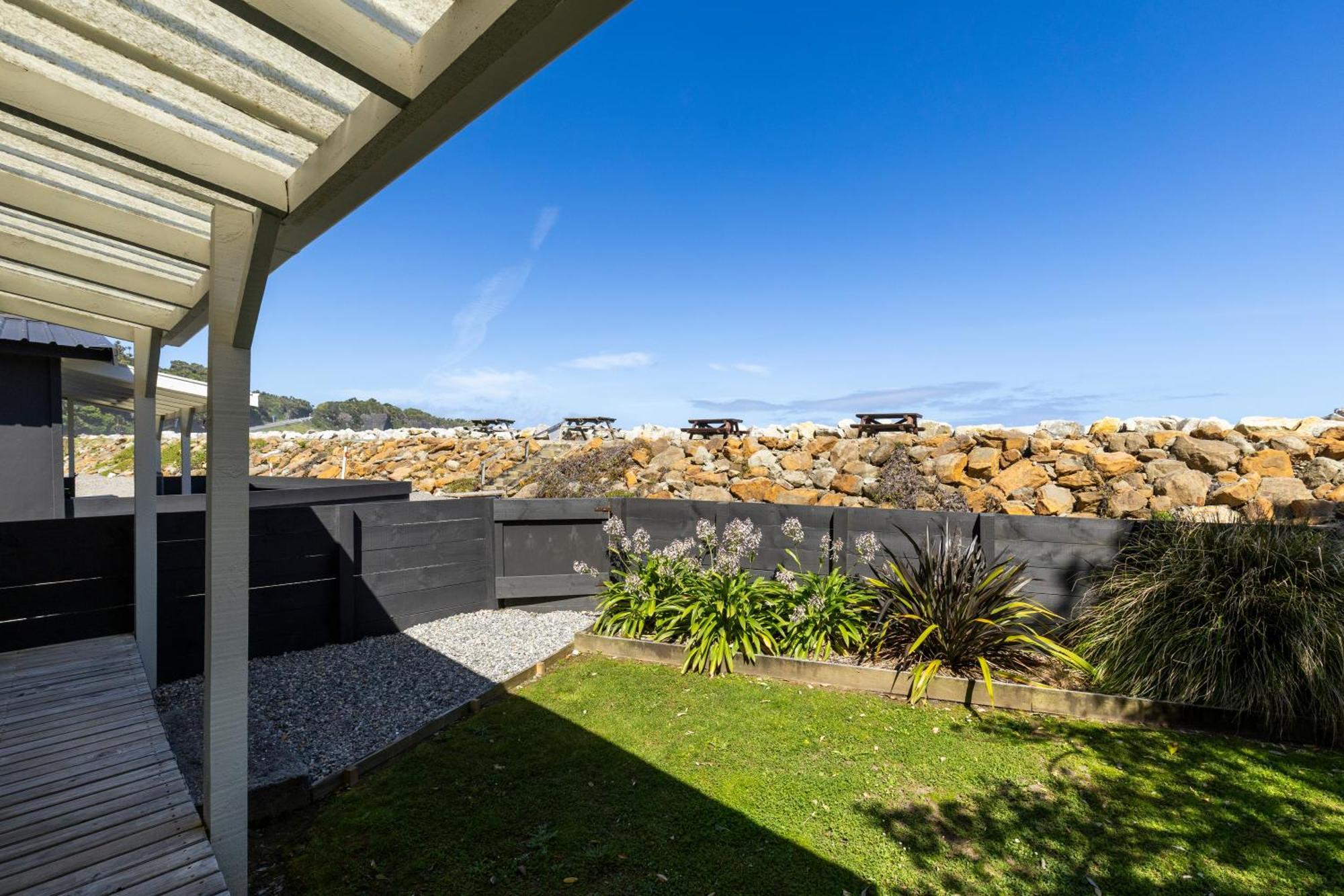 Punakaiki Beachfront Motels Exterior photo