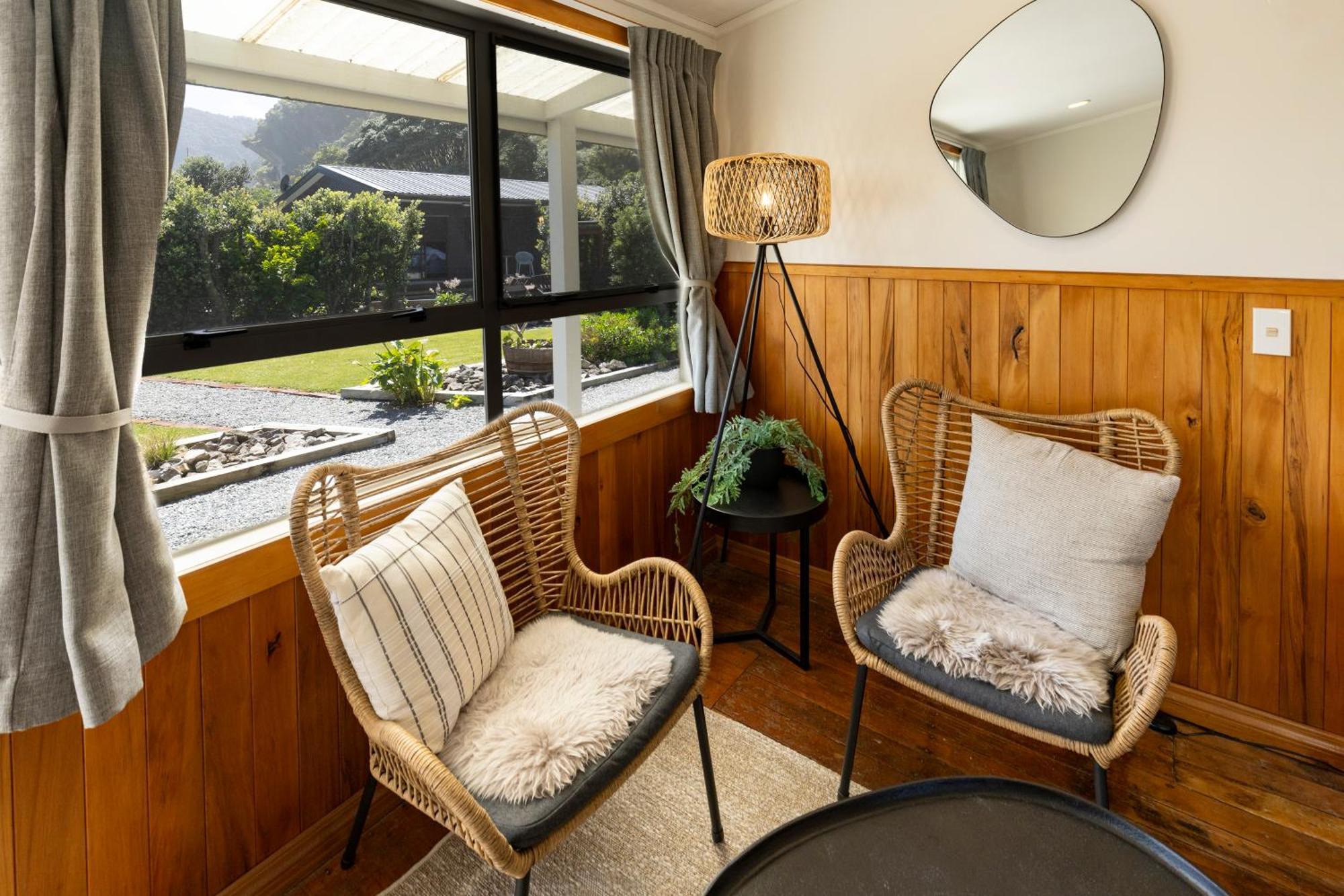 Punakaiki Beachfront Motels Exterior photo